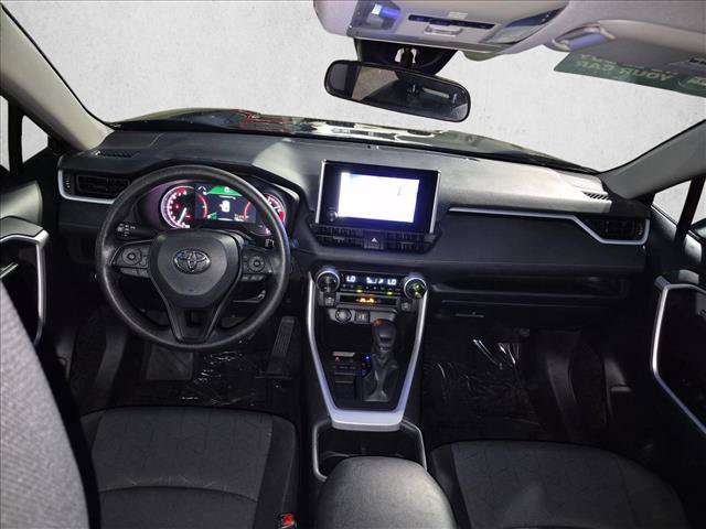 Certified 2025 Toyota RAV4 XLE FWD image 17