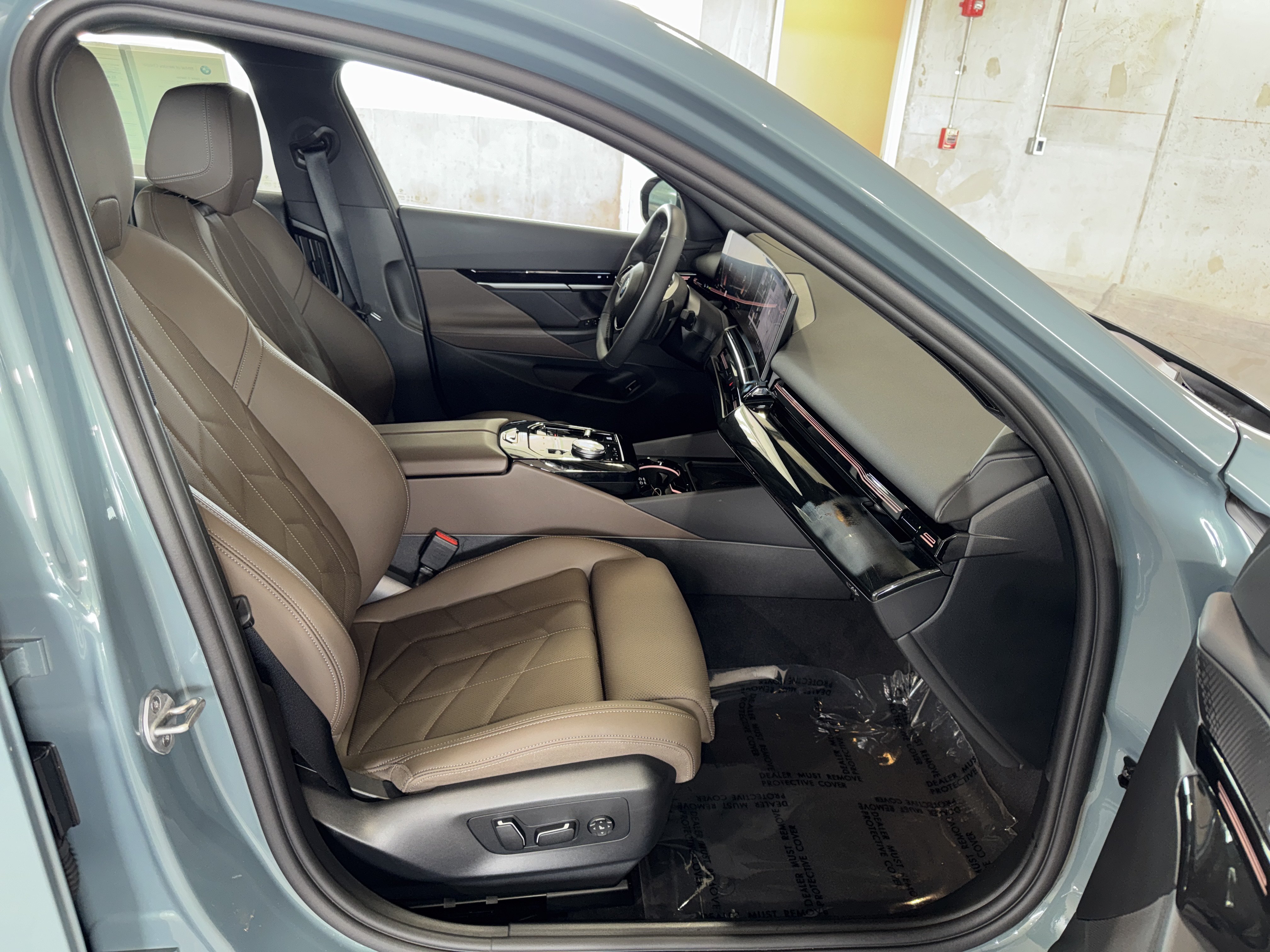 Used 2026 BMW 530i RWD image 10