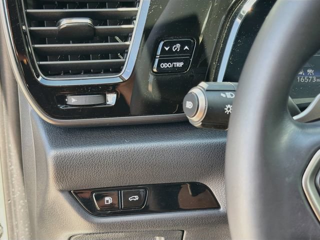 Certified 2025 Lexus NX 250 FWD w/ Accessory Package (Z1) image 34