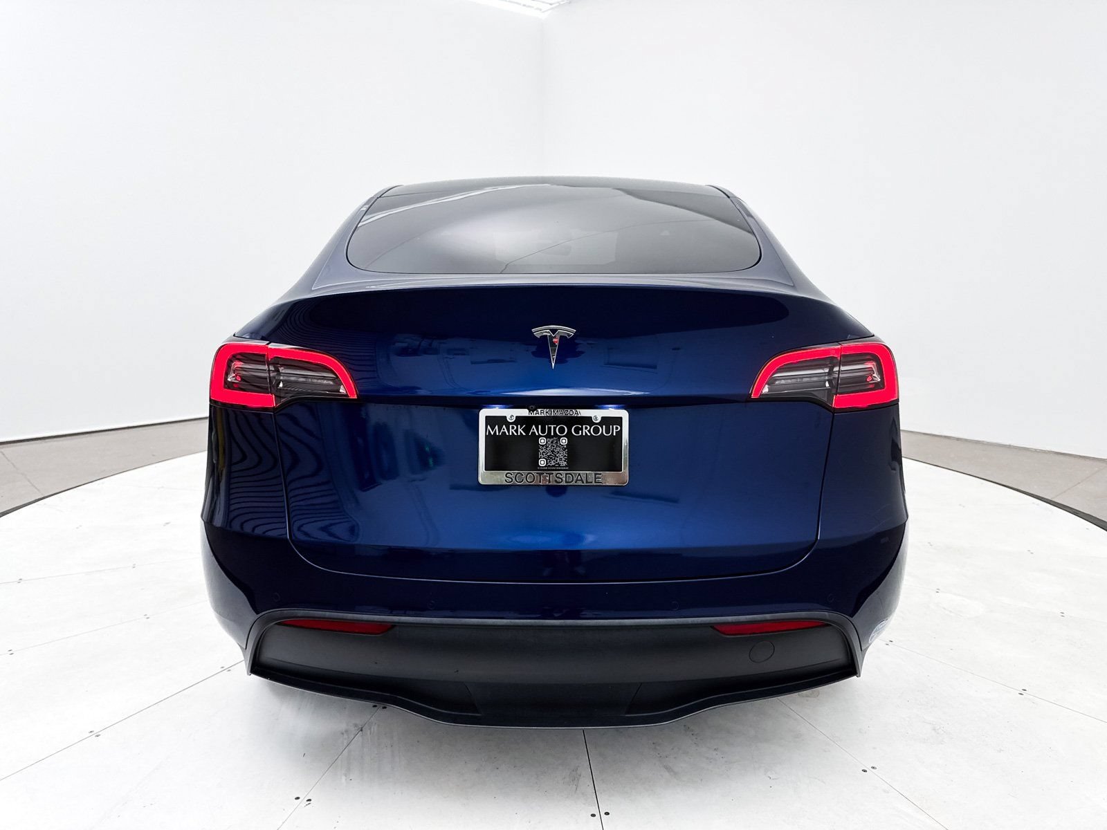 Used 2021 Tesla Model Y Long Range AWD/4WD image 29