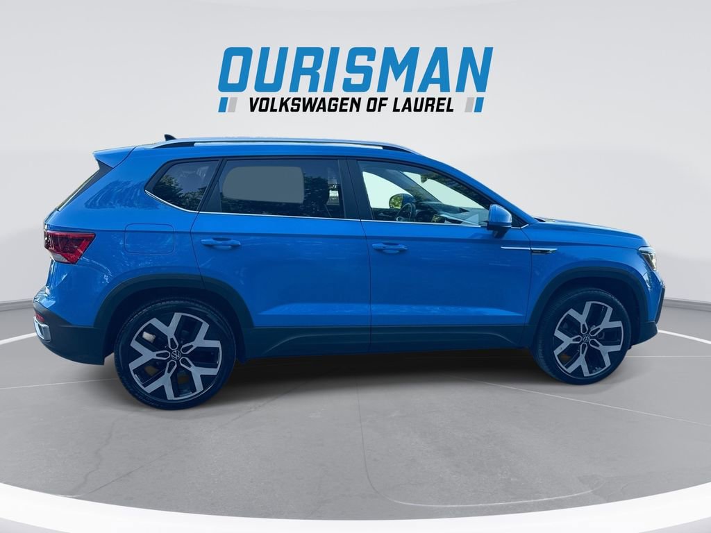 Used 2022 Volkswagen Taos SEL w/ Panoramic Sunroof Package AWD/4WD image 9