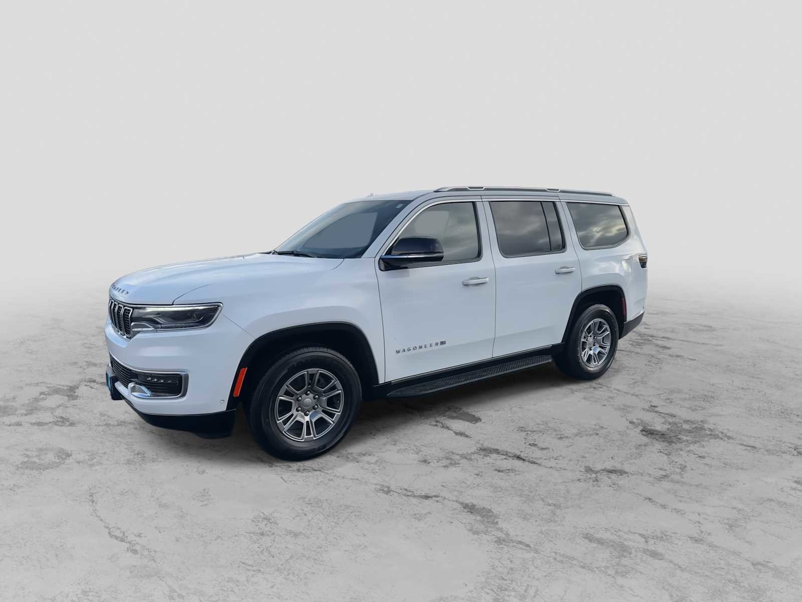 Used 2023 Jeep Wagoneer 4WD image 4