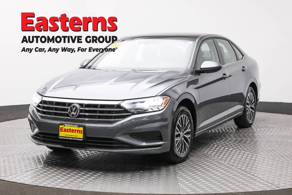 Used 2021 Volkswagen Jetta SE w/ SE Cold Weather Package