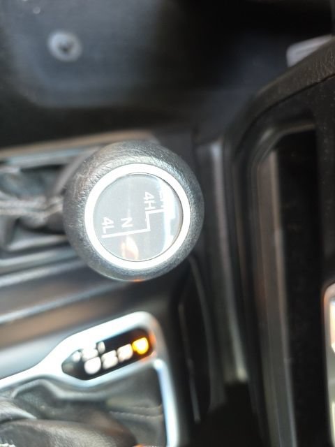 Used 2020 Jeep Wrangler Unlimited Sahara AWD/4WD image 17