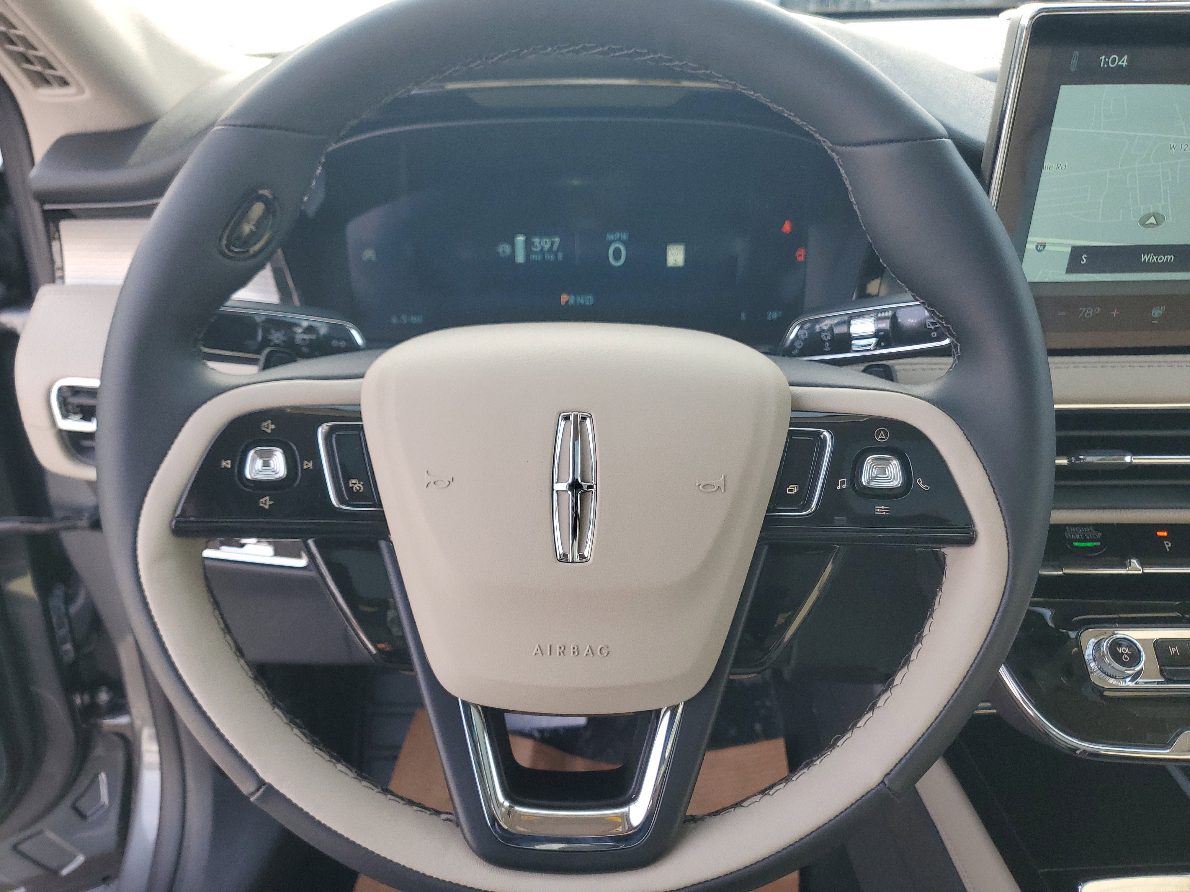 New 2026 Lincoln Corsair Premiere image 16