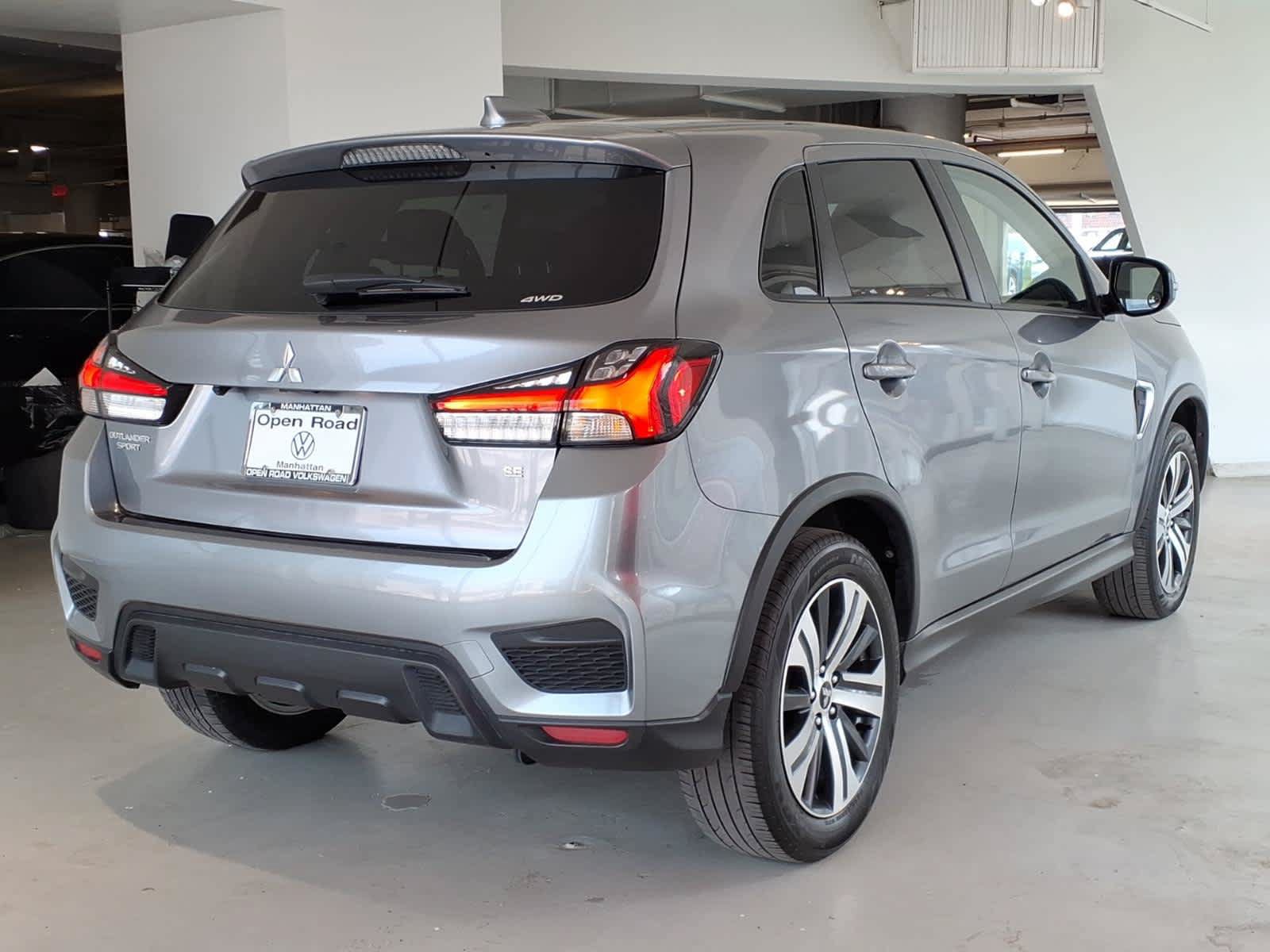 Used 2024 Mitsubishi Outlander Sport SE AWD/4WD image 4
