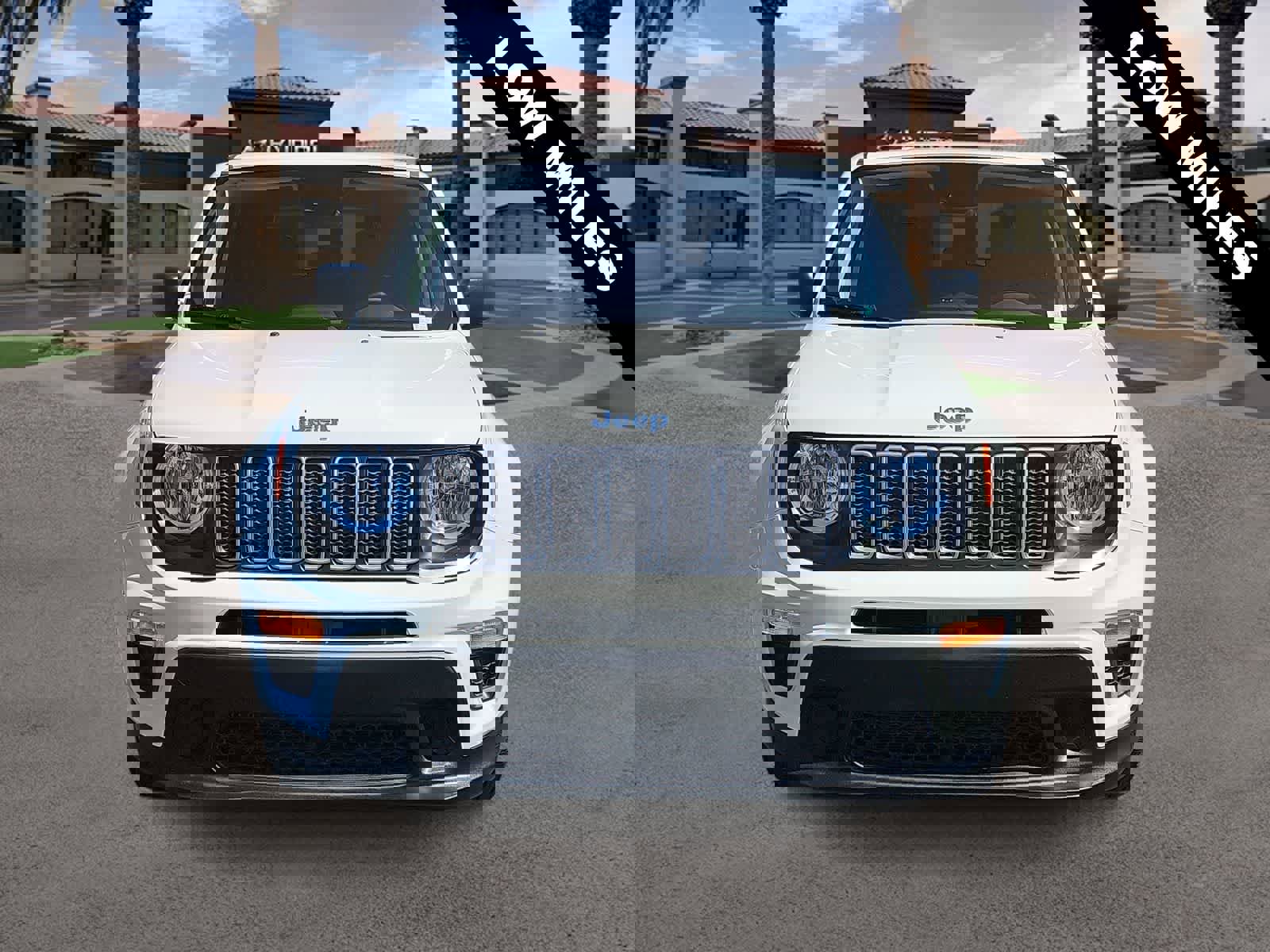 Used 2023 Jeep Renegade Latitude AWD/4WD image 3