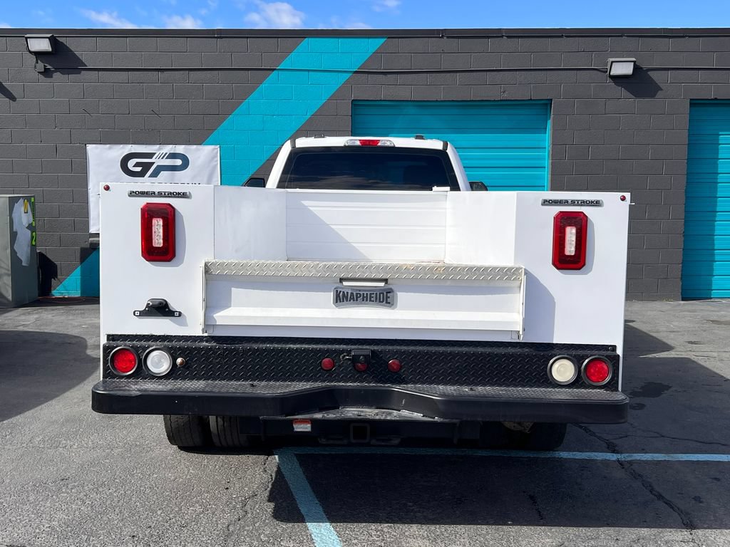 Used 2022 Ford F550 4x4 Crew Cab Super Duty w/ Power Equipment Group image 19