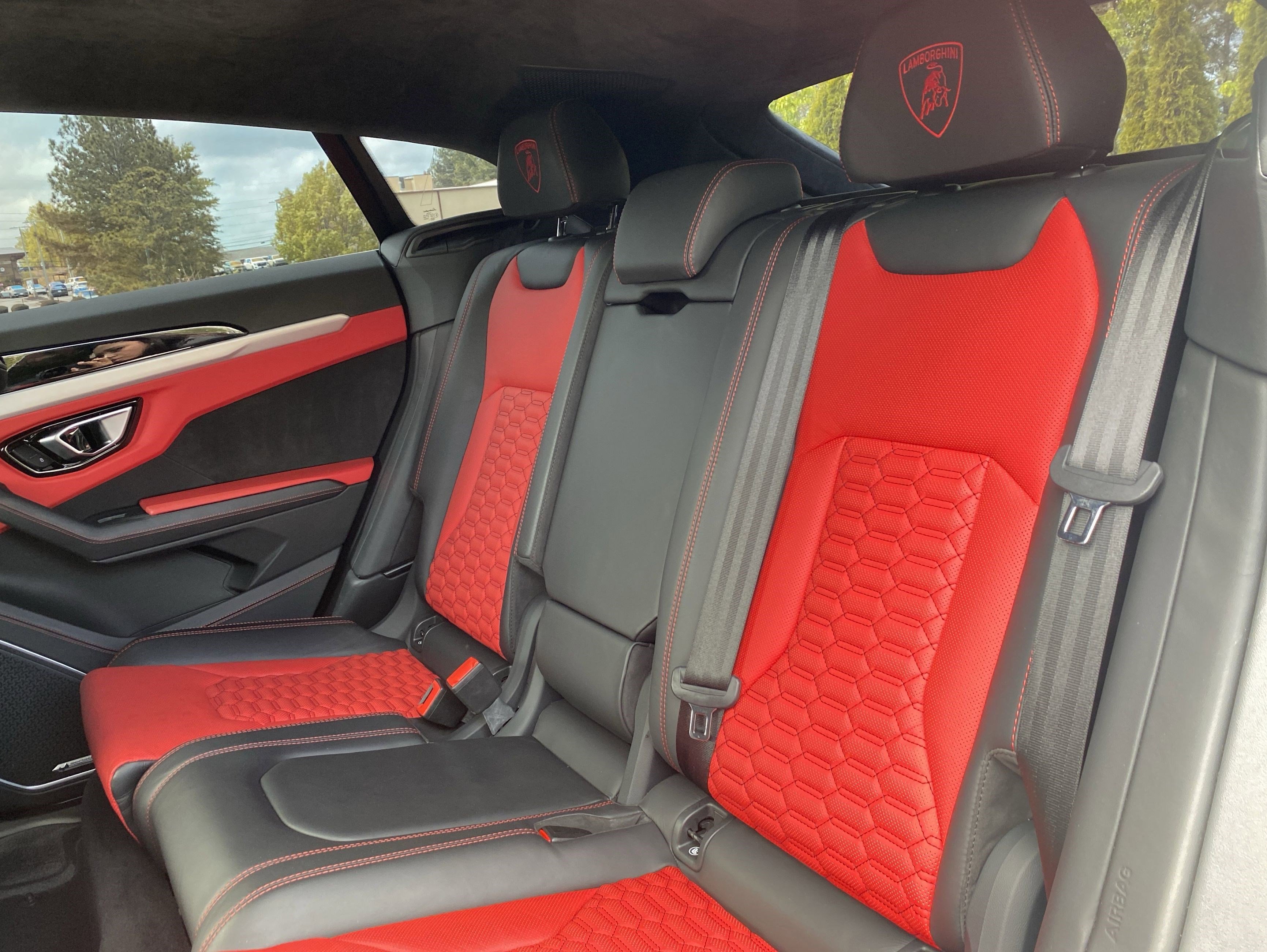 Used 2022 Lamborghini Urus image 9