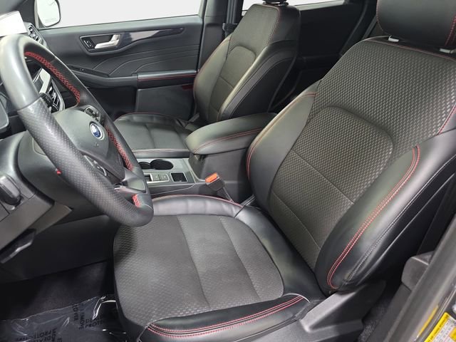 Used 2023 Ford Escape ST-Line w/ Tech Pack #1 image 13