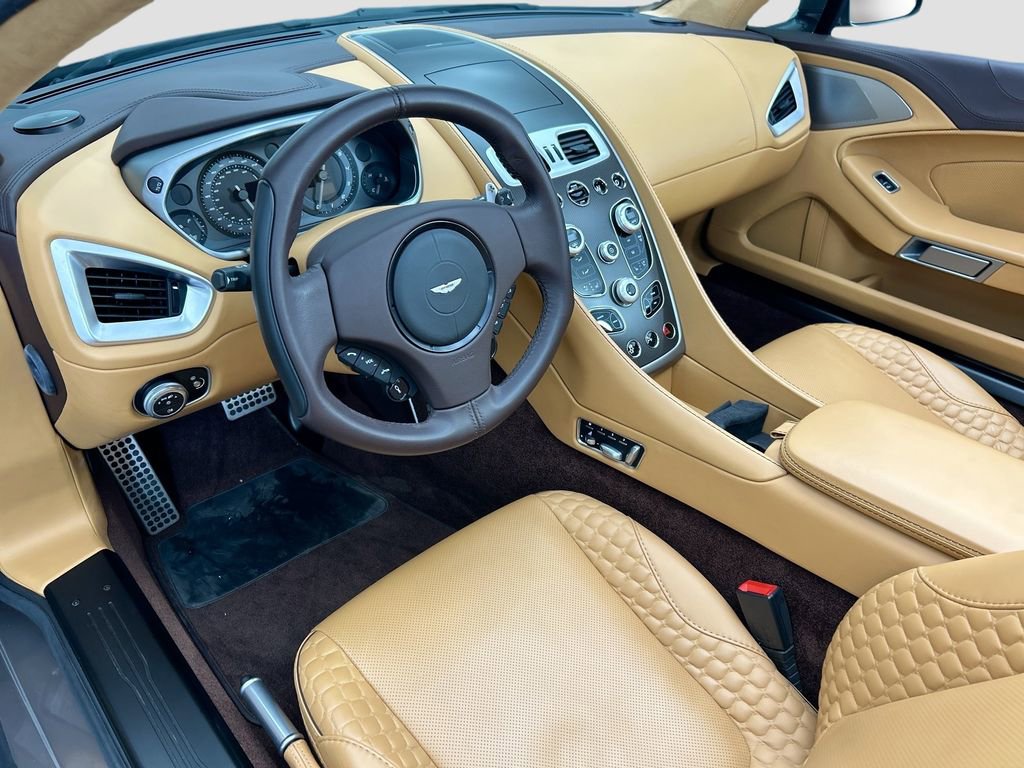 Used 2017 Aston Martin Vanquish Volante image 9