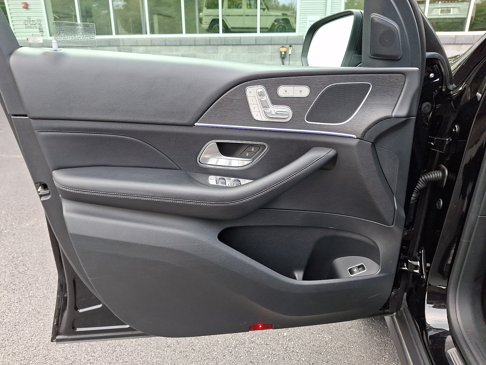 Certified 2025 Mercedes-Benz GLE 450 4MATIC image 13