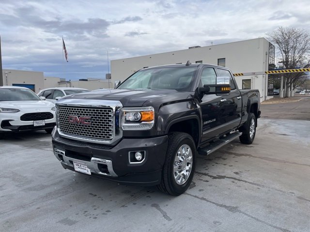 Used 2016 GMC Sierra 2500 Denali w/ Duramax Plus Package image 3