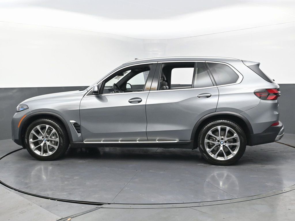 Used 2024 BMW X5 xDrive40i image 7