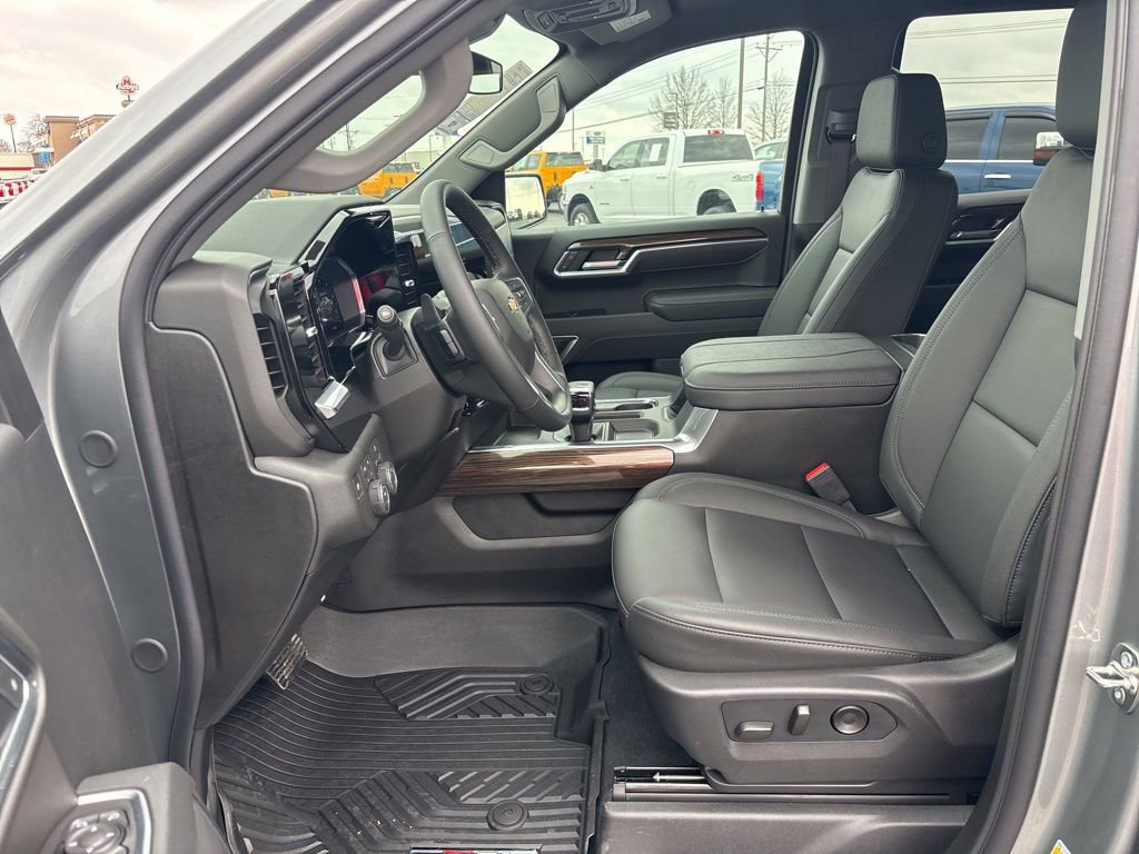 New 2026 Chevrolet Silverado 1500 LT image 12