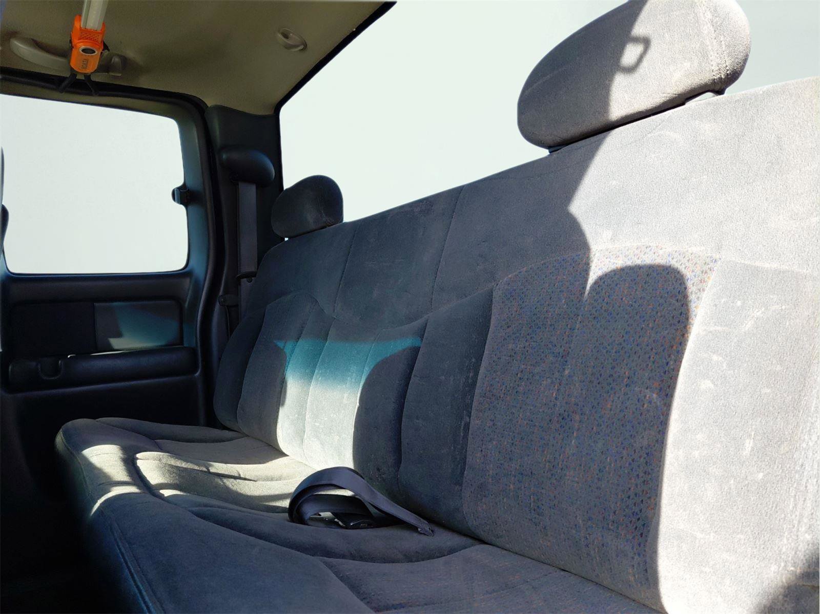 Used 2000 Chevrolet Silverado 1500 LS w/ Off-Road Chassis Pkg image 13