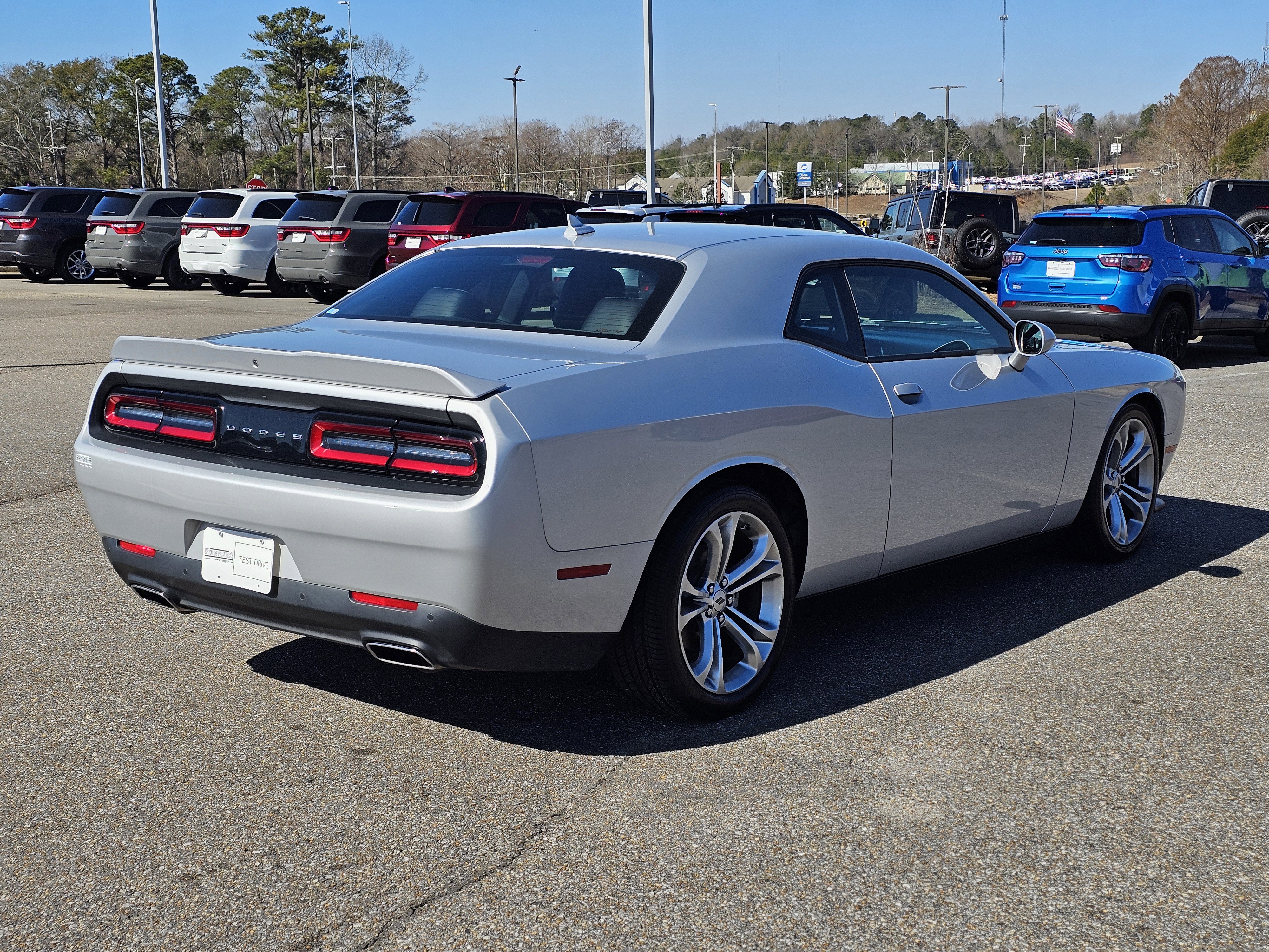 Used 2022 Dodge Challenger GT w/ Plus Package image 9