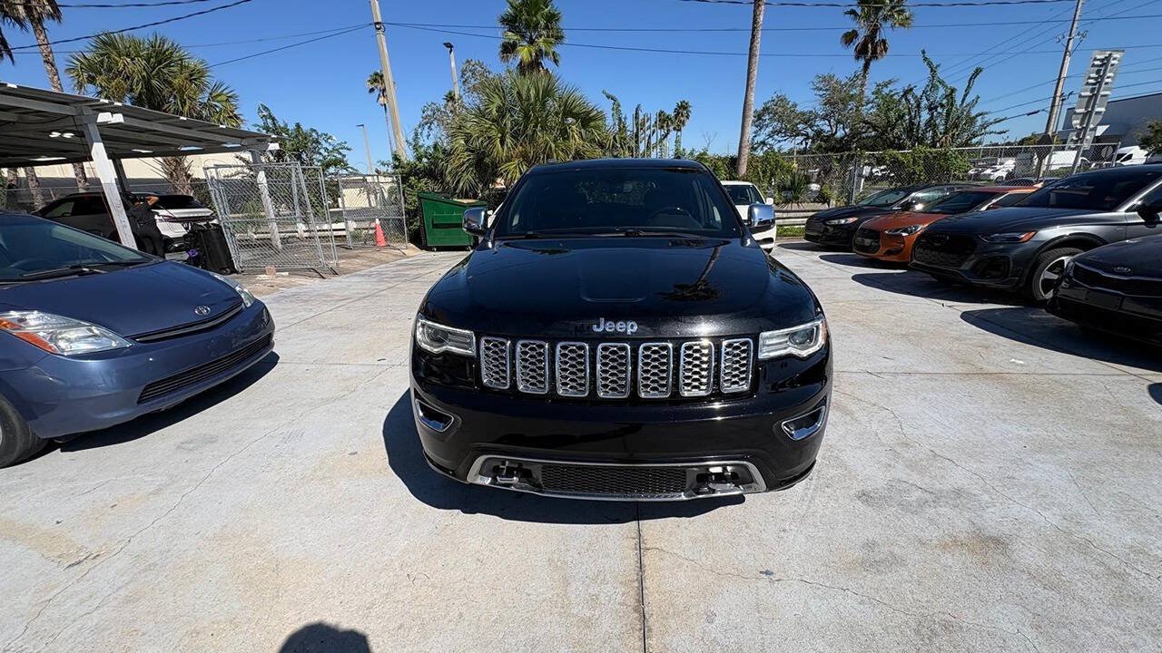 Used 2019 Jeep Grand Cherokee Overland RWD image 1