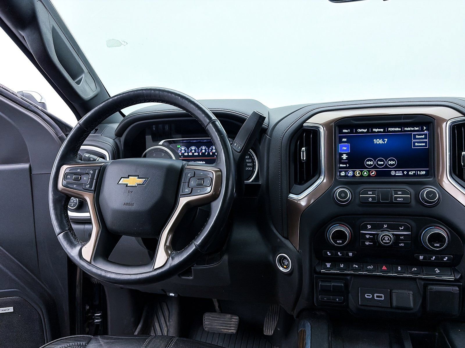 Used 2022 Chevrolet Silverado 2500 High Country w/ Z71 Off-Road Package image 6