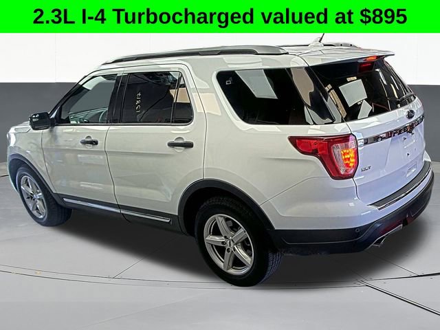 Used 2018 Ford Explorer XLT w/ Equipment Group 201A image 4