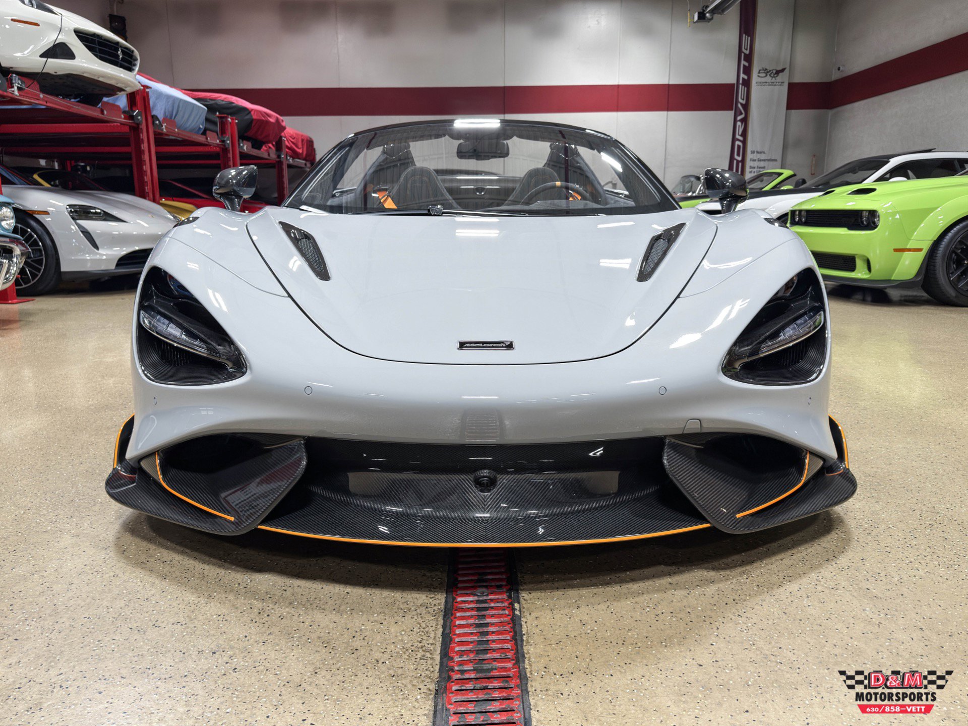 Used 2022 McLaren 765LT image 8