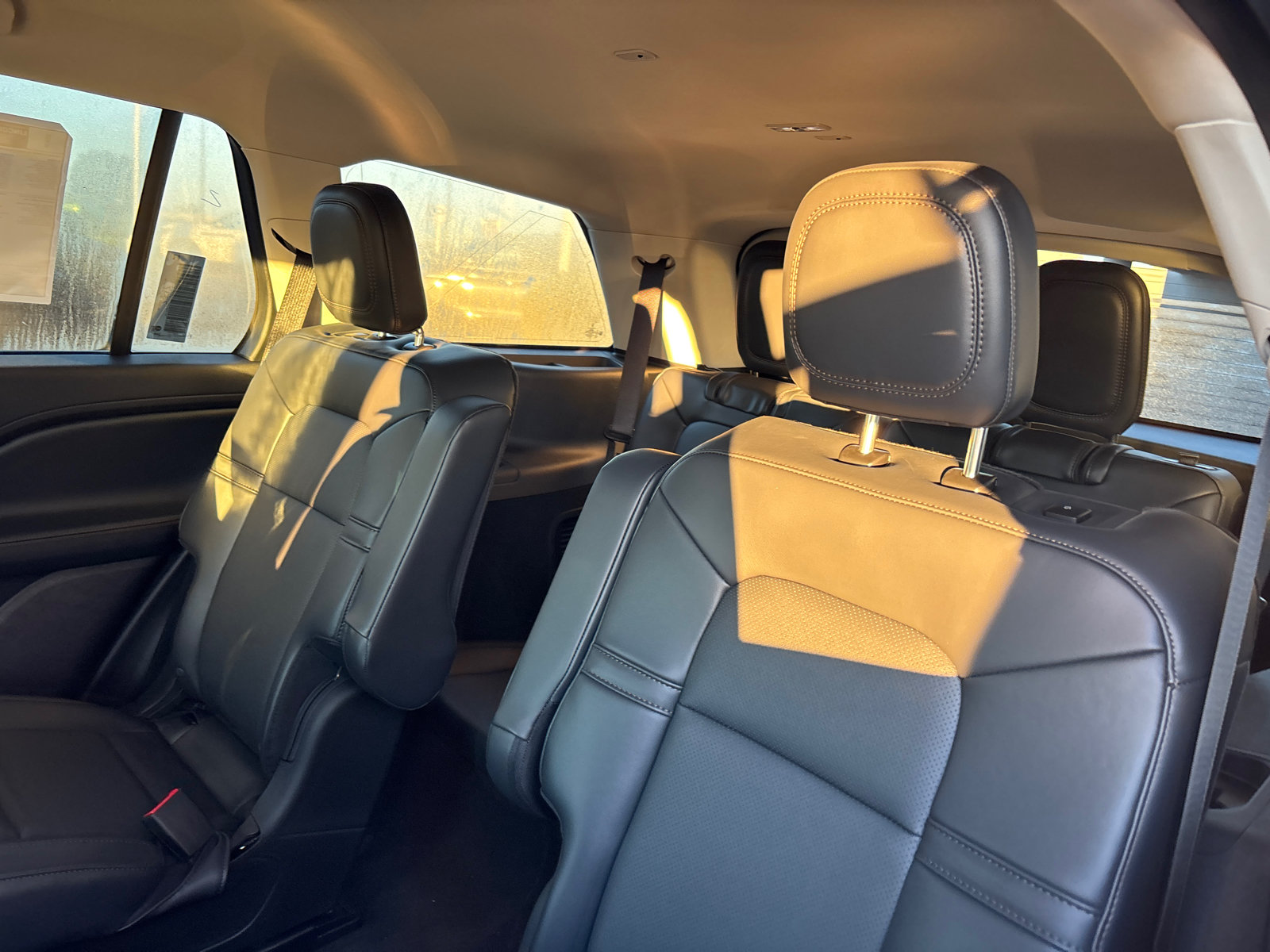New 2027 Lincoln Aviator AWD image 23