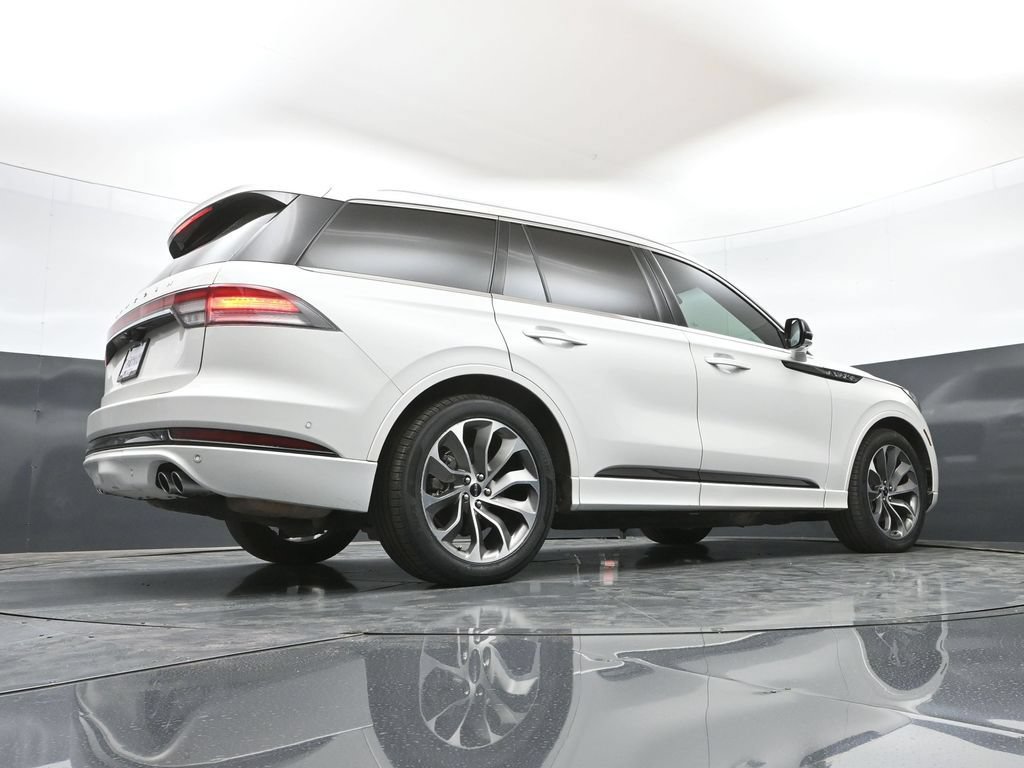 Used 2021 Lincoln Aviator Grand Touring w/ Equipment Group 302A AWD/4WD image 55