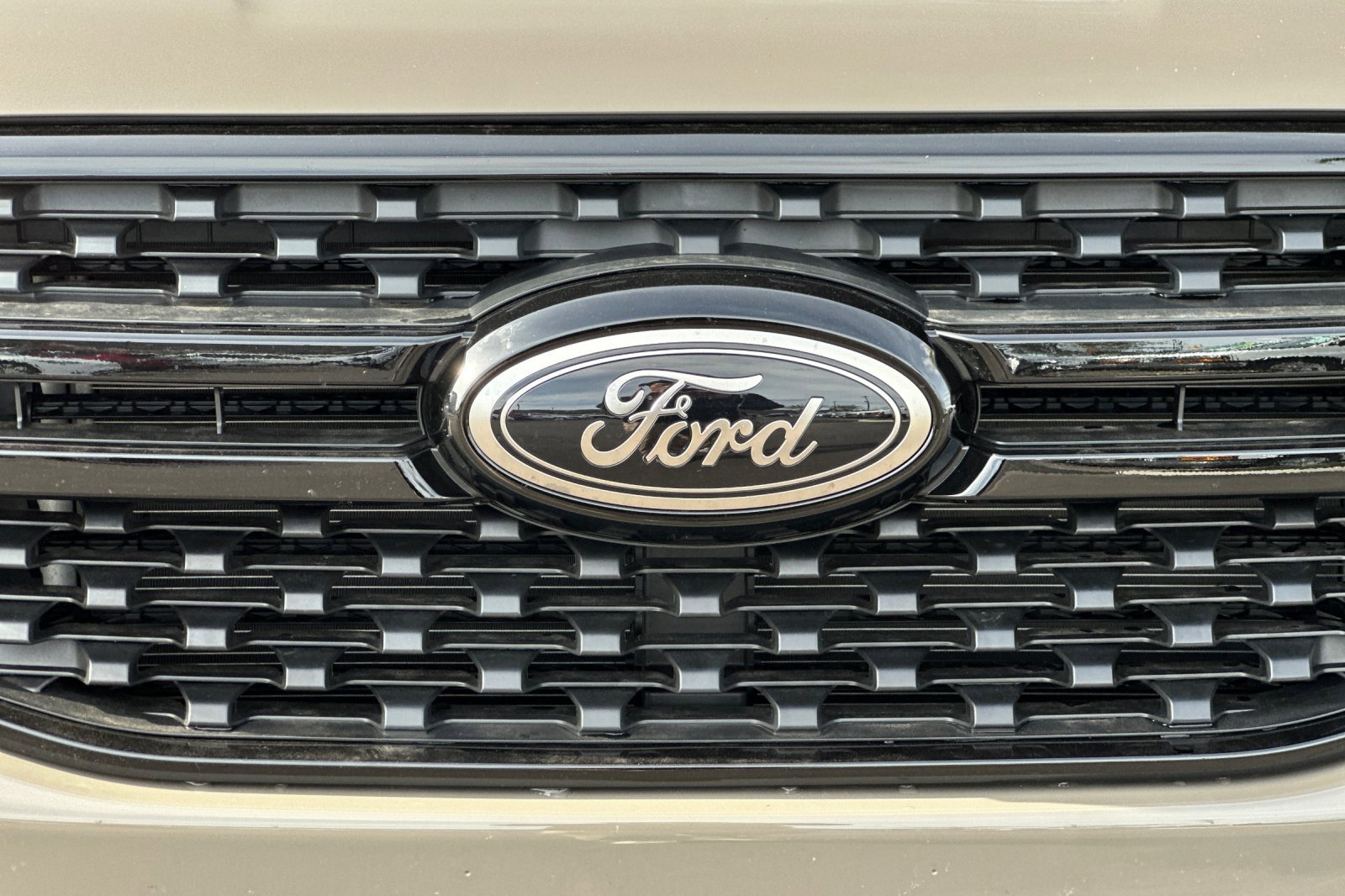 Used 2025 Ford Ranger XLT w/ Equipment Group 301A High image 35