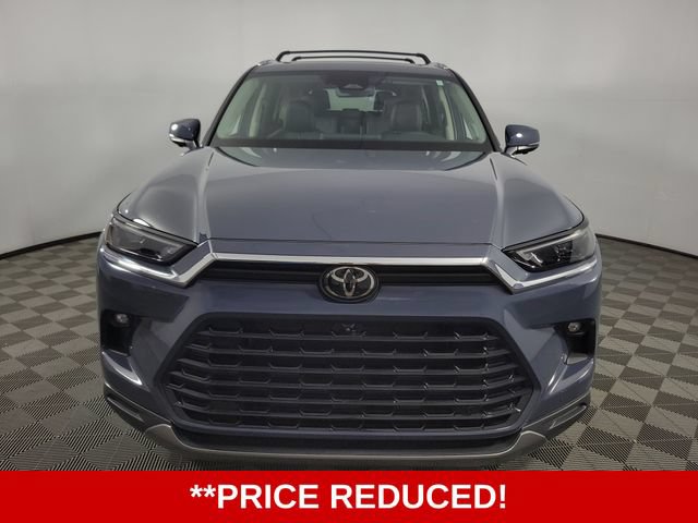 Used 2024 Toyota Grand Highlander FWD video 2