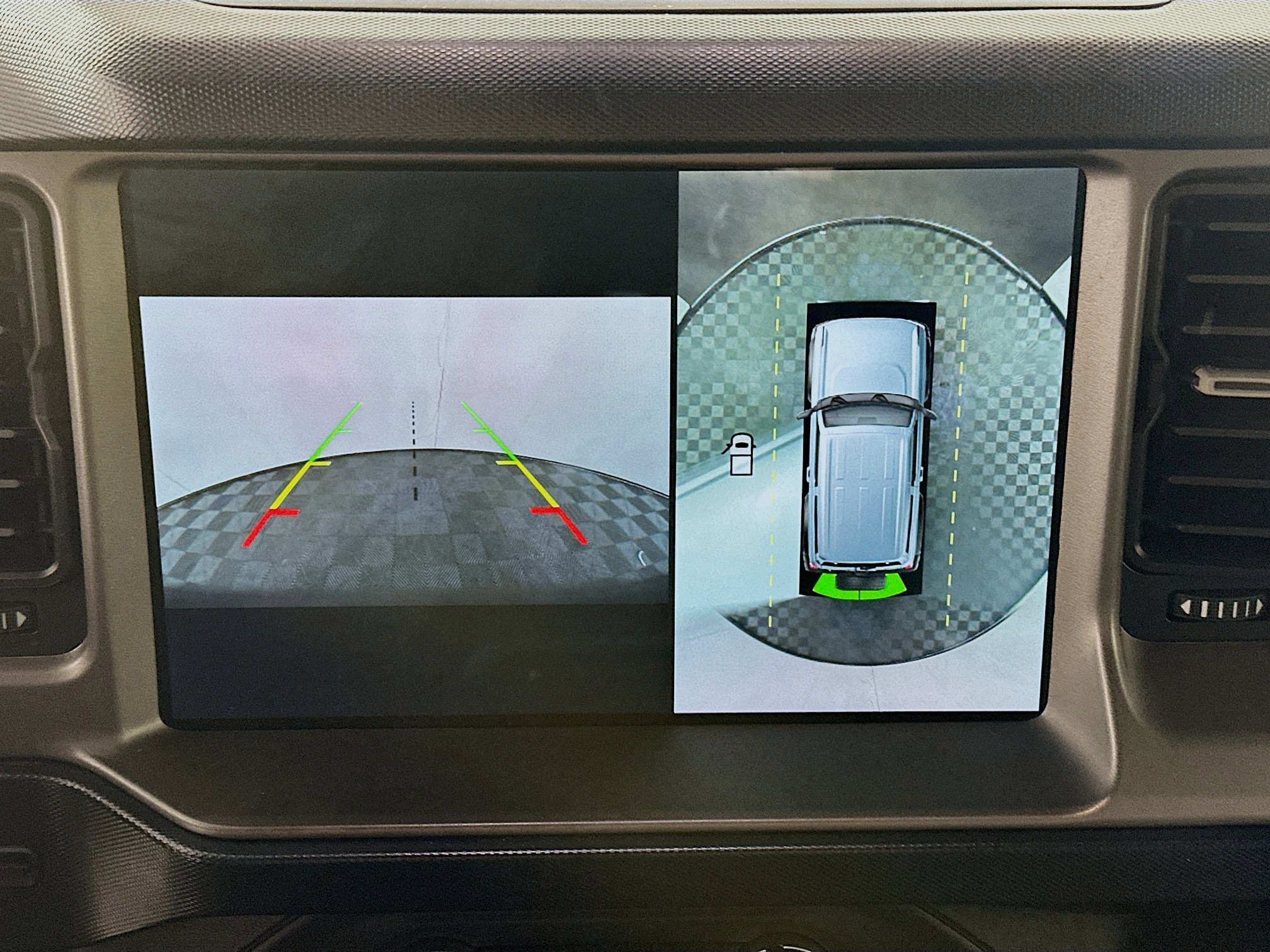 Used 2021 Ford Bronco Outer Banks image 23