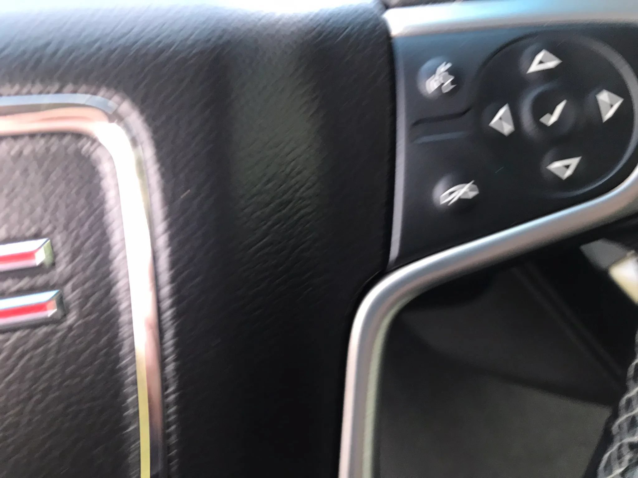 Used 2019 GMC Yukon XL SLE w/ SLE Value Package AWD/4WD image 21