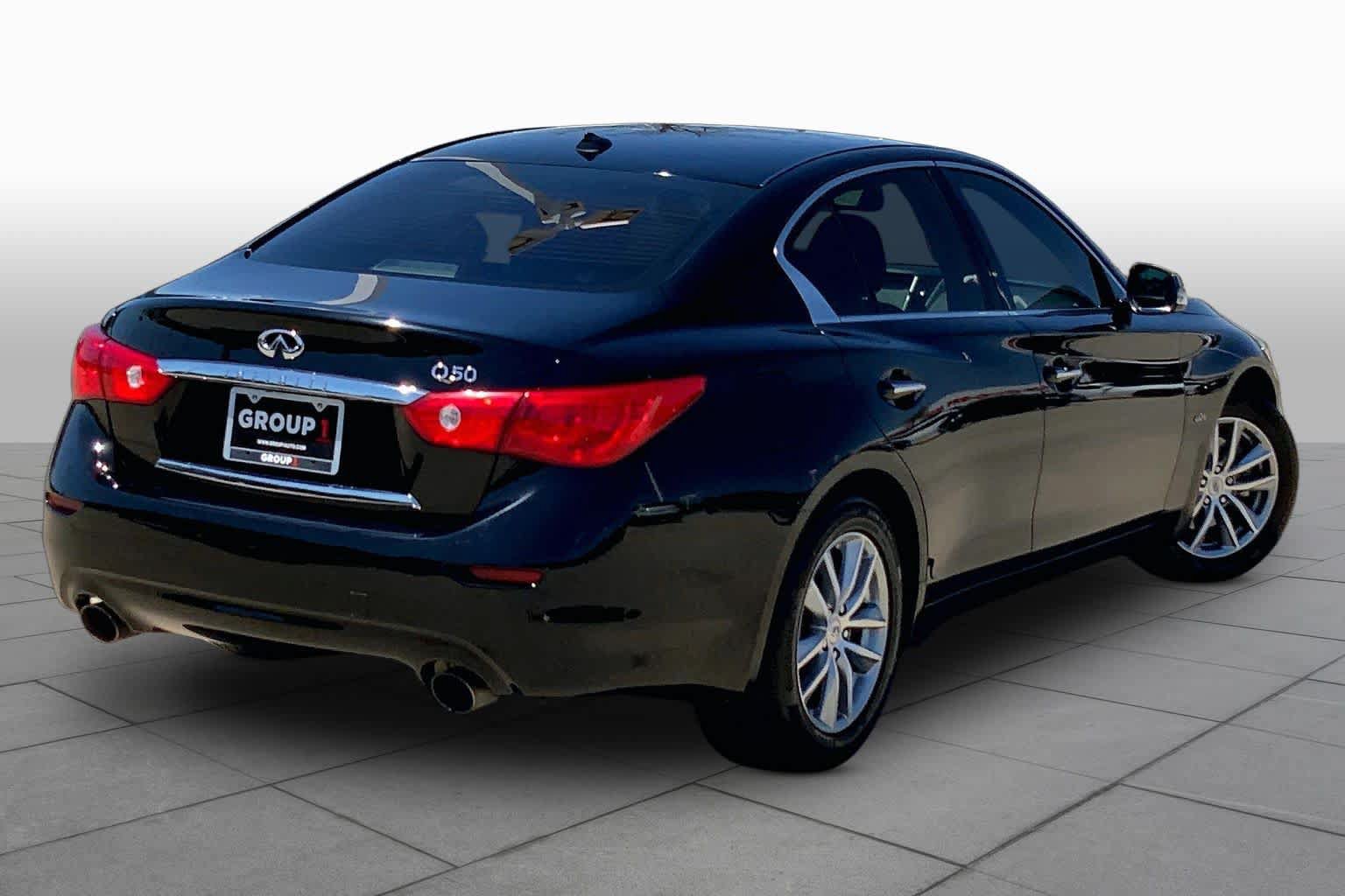 Used 2017 INFINITI Q50 2.0t RWD image 12