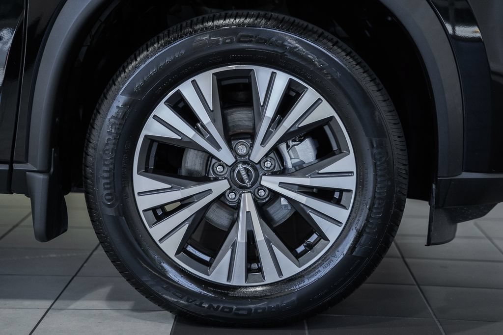 Used 2023 Nissan Rogue SV w/ SV Premium B Package AWD/4WD image 15