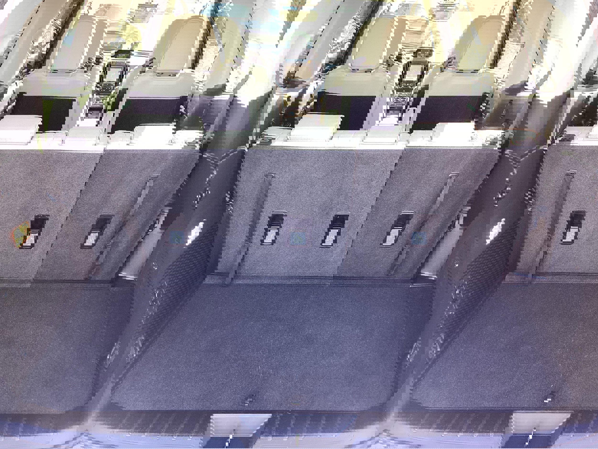 Used 2022 Subaru Ascent Limited w/ Technology Package image 15