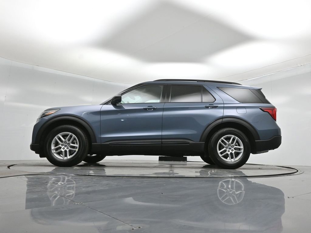 New 2026 Ford Explorer Active image 7