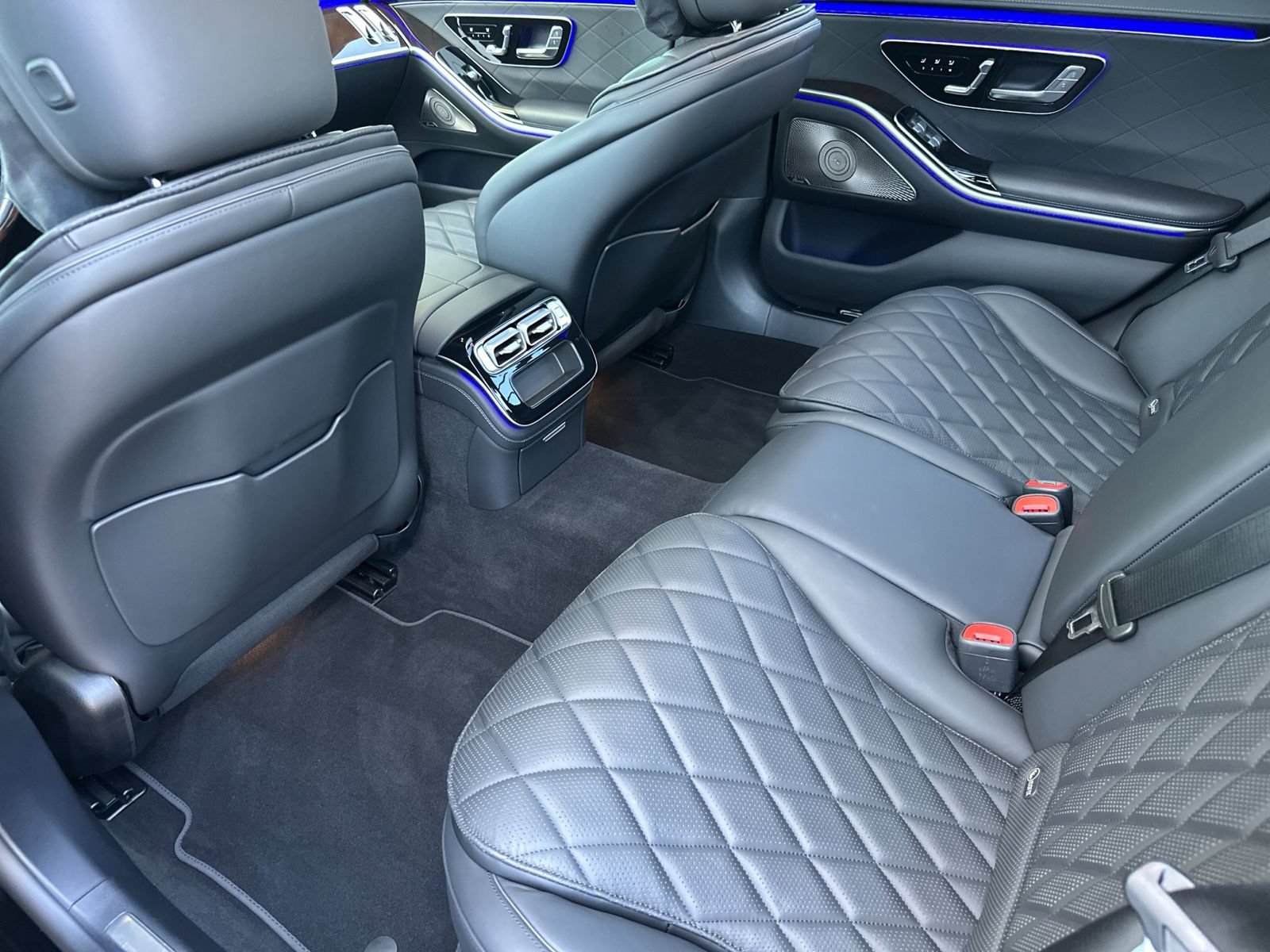 Used 2024 Mercedes-Benz S 580 4MATIC Sedan image 13