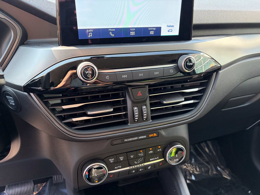 New 2026 Ford Escape Active w/ Cold Weather Package FWD image 19