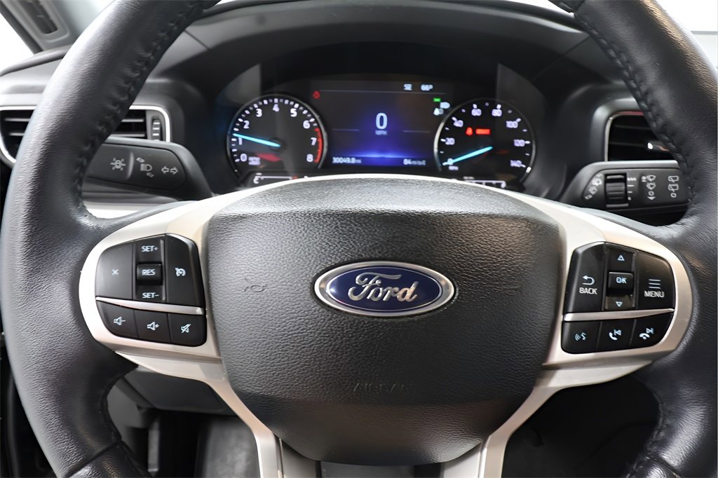 Used 2023 Ford Explorer XLT w/ Equipment Group 202A image 11