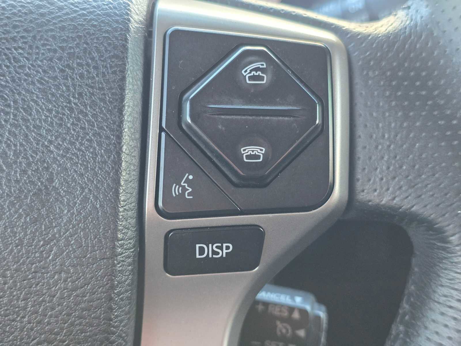 Used 2018 Toyota 4Runner SR5 Premium image 36