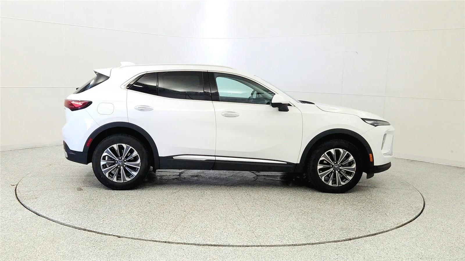 Used 2024 Buick Envision Preferred image 8