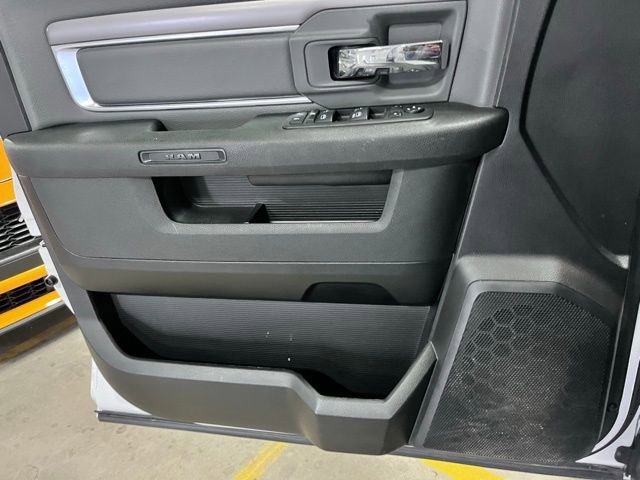 Used 2024 RAM 1500 Classic SLT image 21