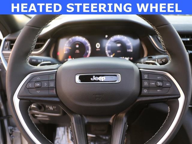 Used 2025 Jeep Grand Cherokee Altitude w/ Trailer Tow Package image 11