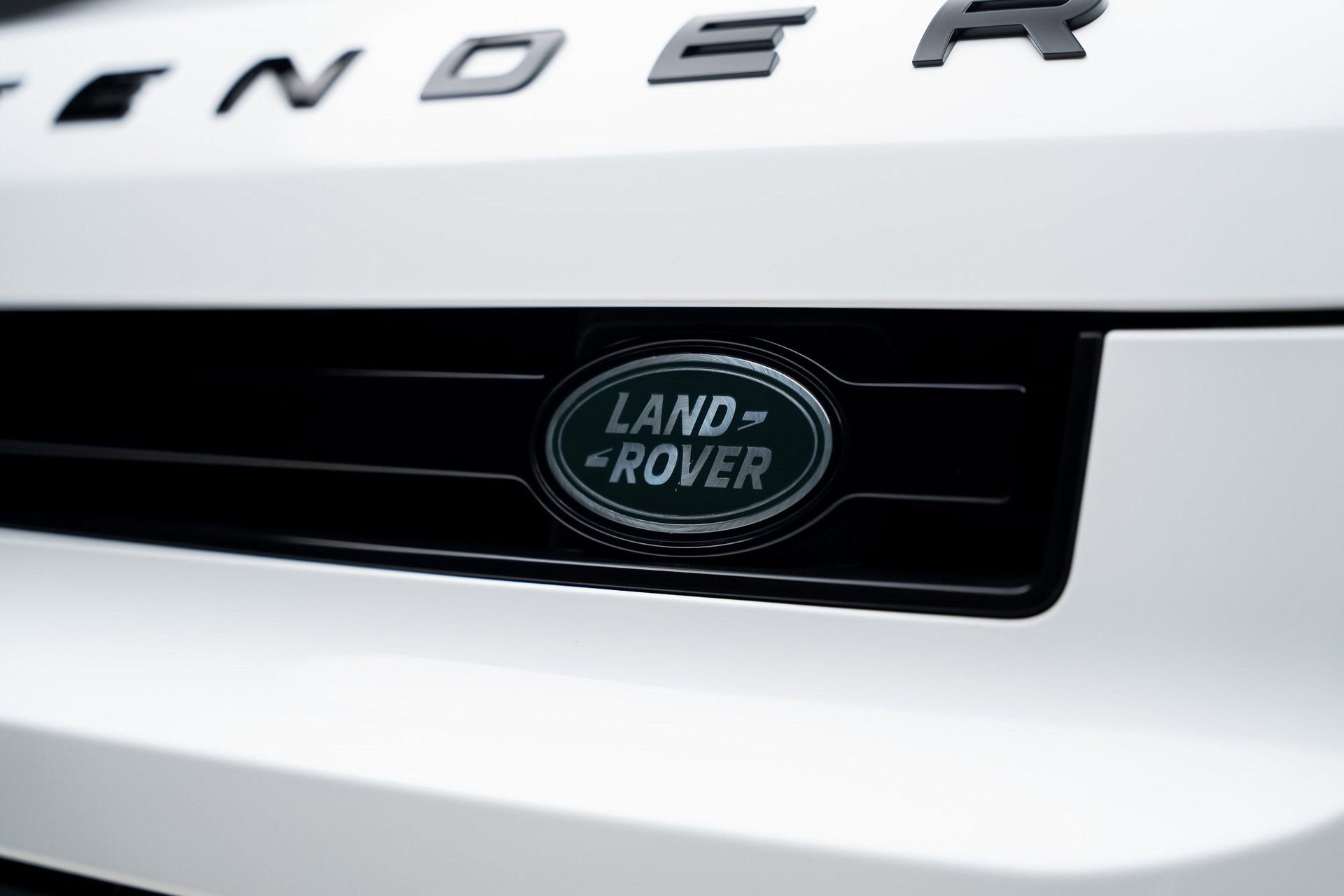 Used 2021 Land Rover Defender 110 S image 13