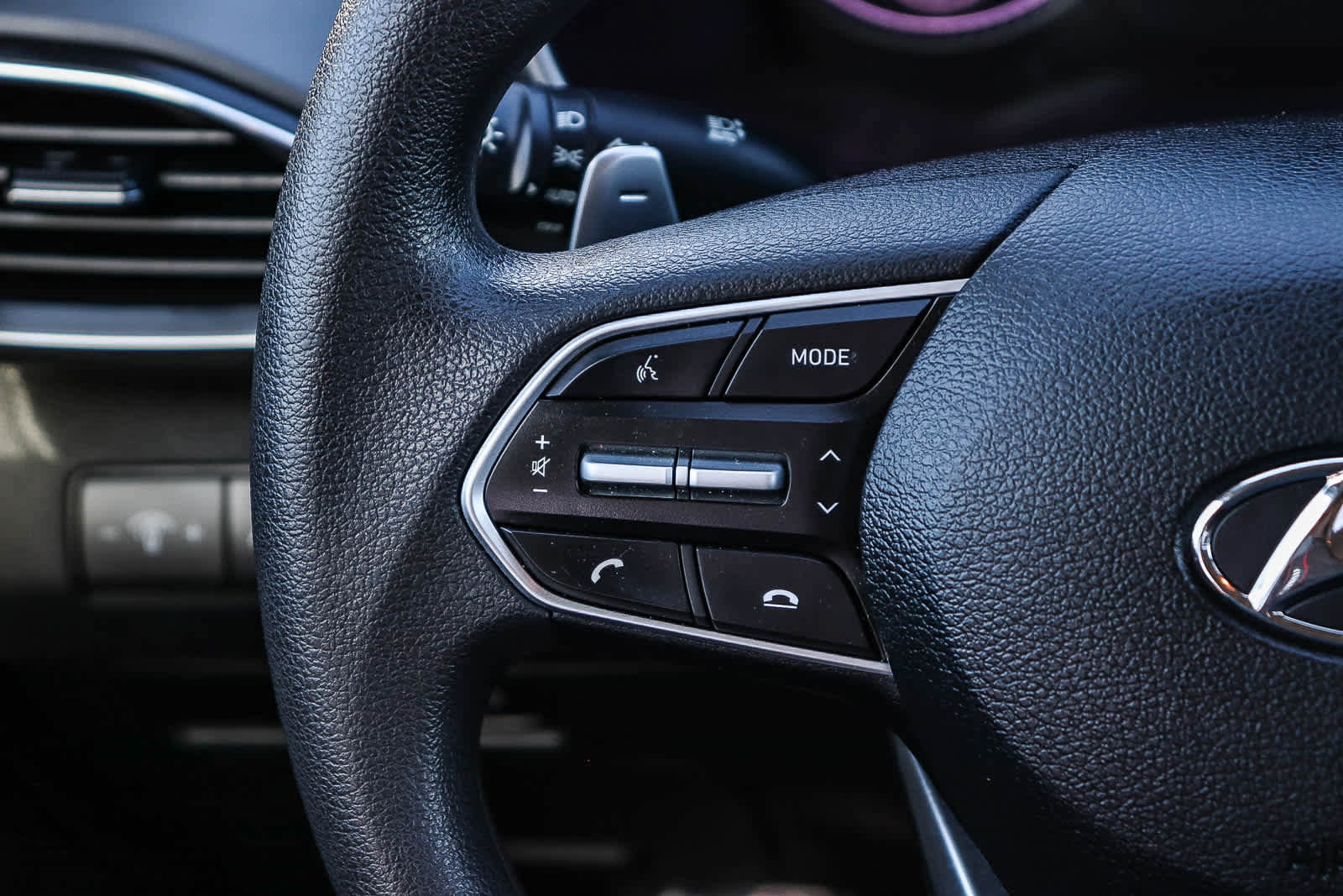 Used 2023 Hyundai Santa Fe SE image 18