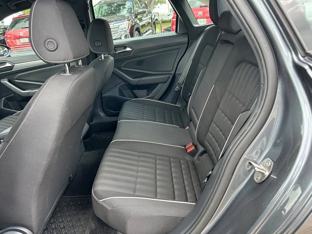 Certified 2024 Volkswagen Jetta Sport FWD image 39