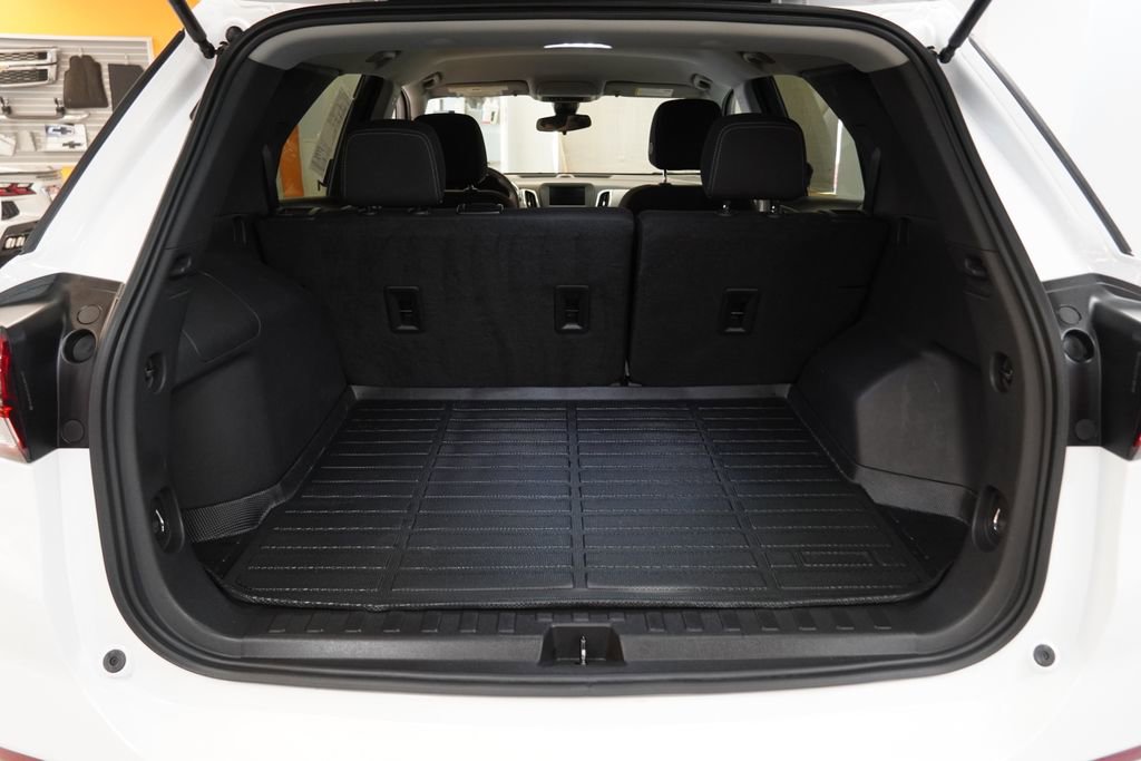 Used 2023 Chevrolet Equinox LS w/ LS Convenience Package image 23