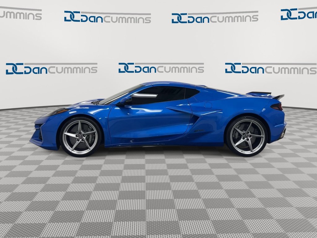 Used 2025 Chevrolet Corvette E-Ray AWD/4WD image 5