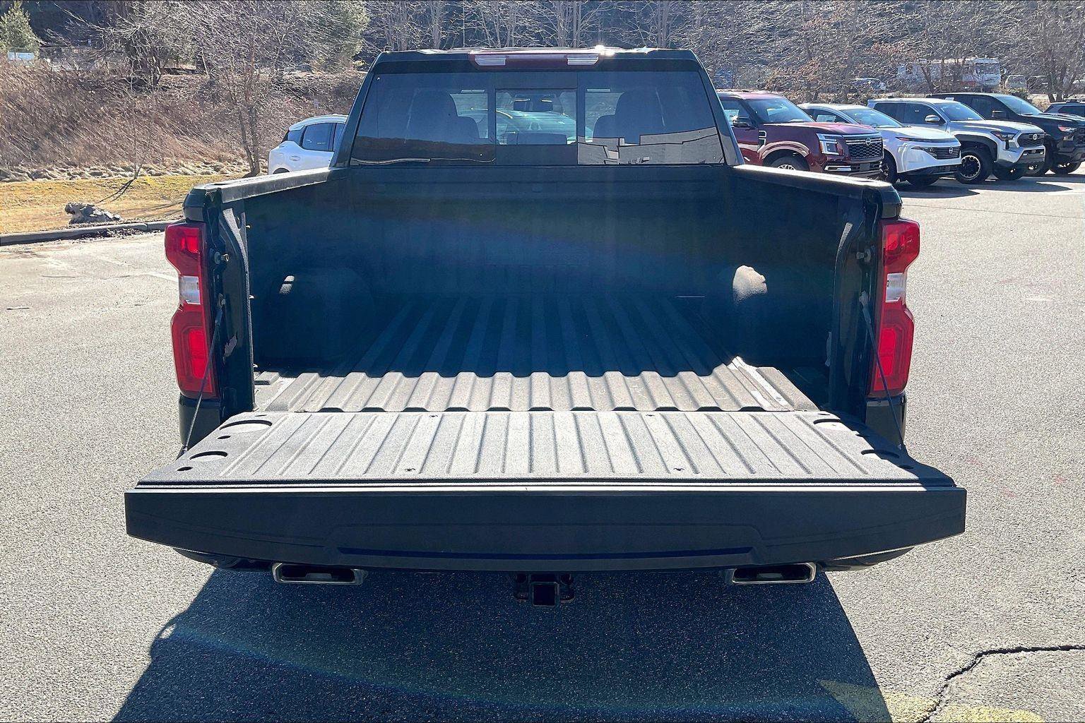 Used 2022 Chevrolet Silverado 1500 High Country image 18