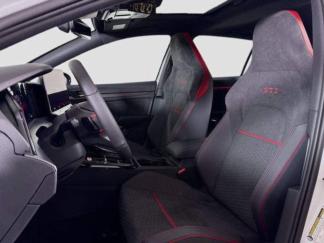 Used 2025 Volkswagen GTI SE FWD image 21