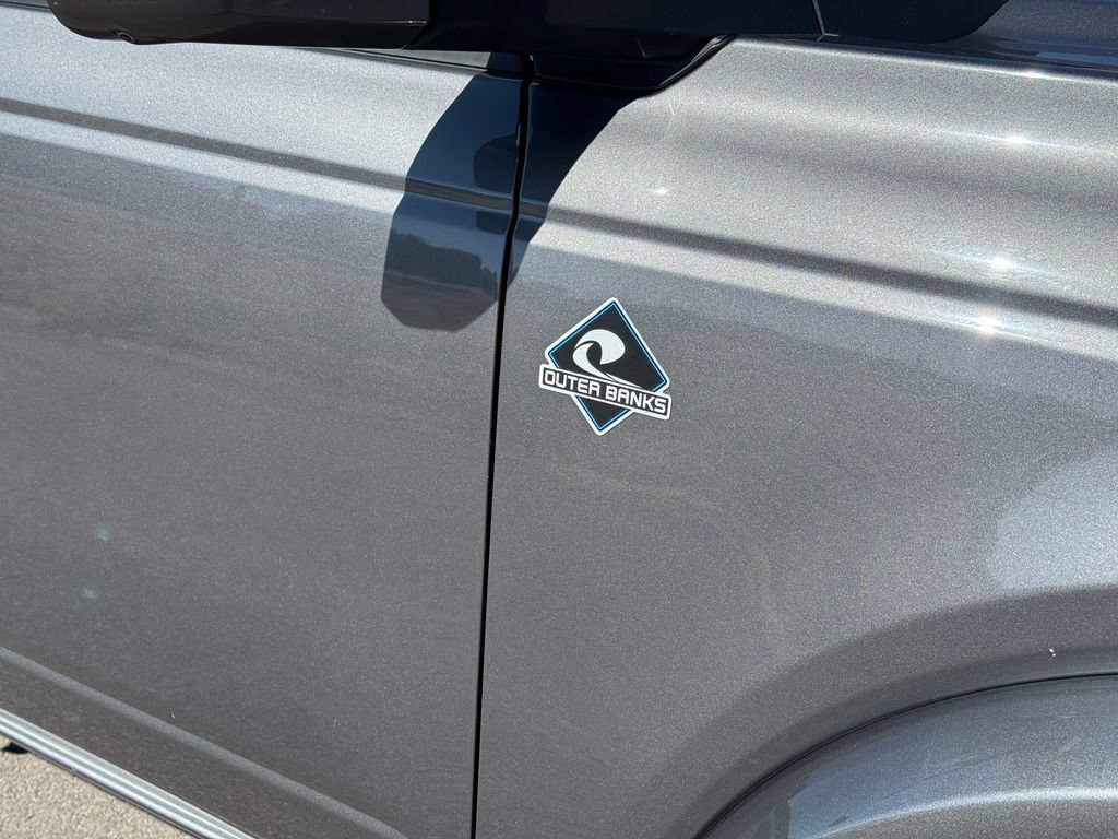 Used 2021 Ford Bronco Outer Banks AWD/4WD image 14